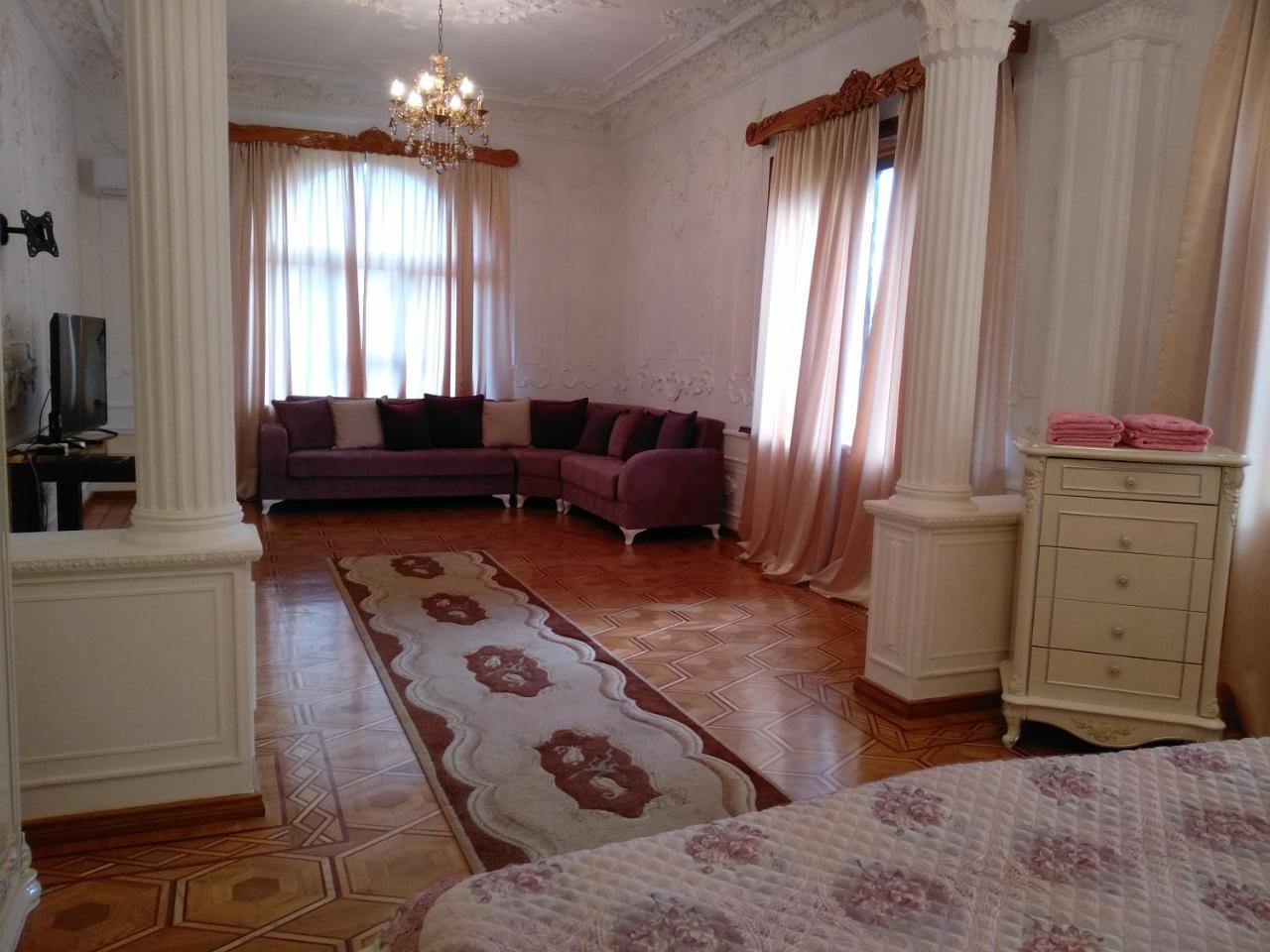 Hotel Royal 쿠타이시 외부 사진