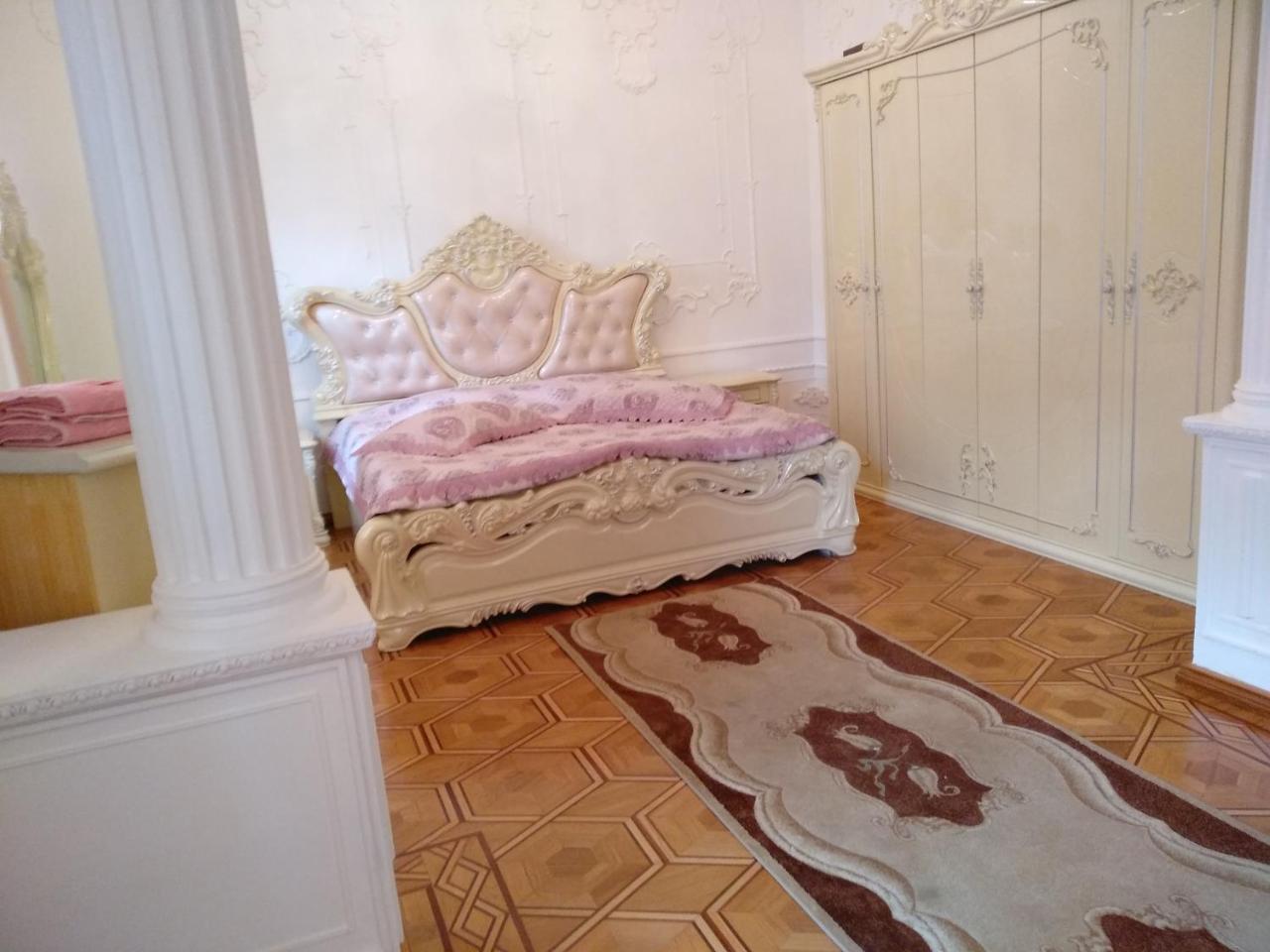Hotel Royal 쿠타이시 외부 사진